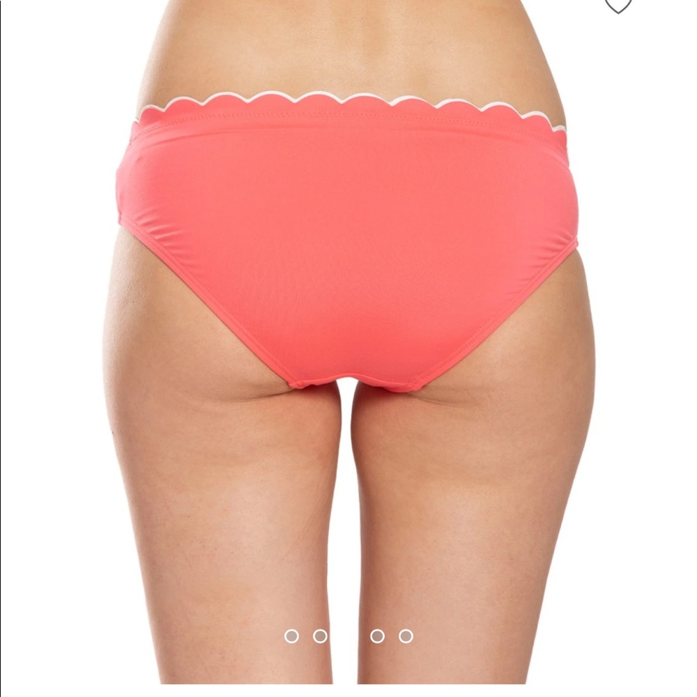 Kate Spade New York Scallop Wave Hipster Bikini Bottom. - Picture 3 of 9
